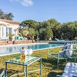 펜션 Cozy In With Private Swimming Pool, Be Inside Or Outside *