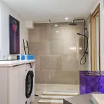 Cozy In With Private Swimming Pool, Be Inside Or Outside