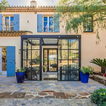 Cozy In With Private Swimming Pool, Be Inside Or Outside Casa de Férias Port Grimaud