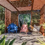 Cozy In With Private Swimming Pool, Be Inside Or Outside