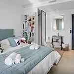 Cozy In With Private Swimming Pool, Be Inside Or Outside Vakantiehuis