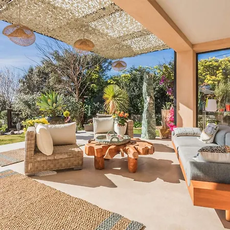 Cozy In With Private Swimming Pool, Be Inside Or Outside Port Grimaud