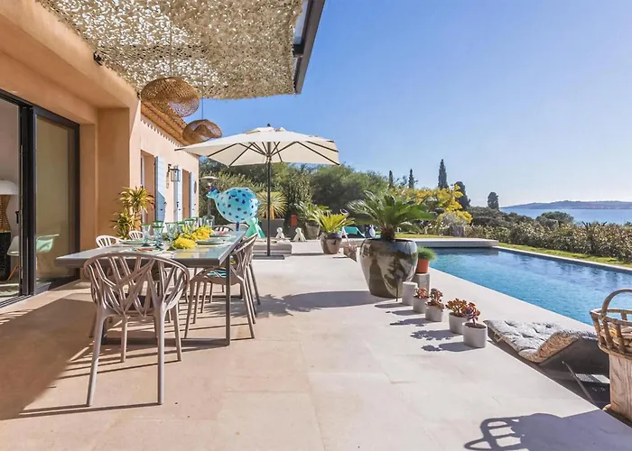 Hébergement de vacances Cozy In With Private Swimming Pool, Be Inside Or Outside Port Grimaud