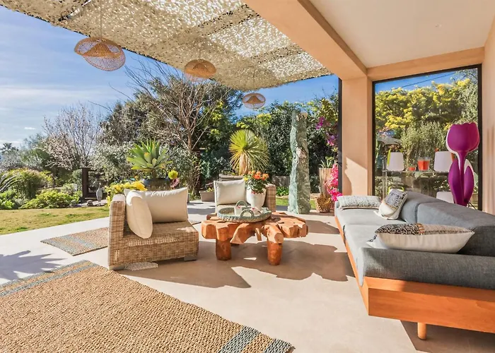 Cozy In With Private Swimming Pool, Be Inside Or Outside Port Grimaud