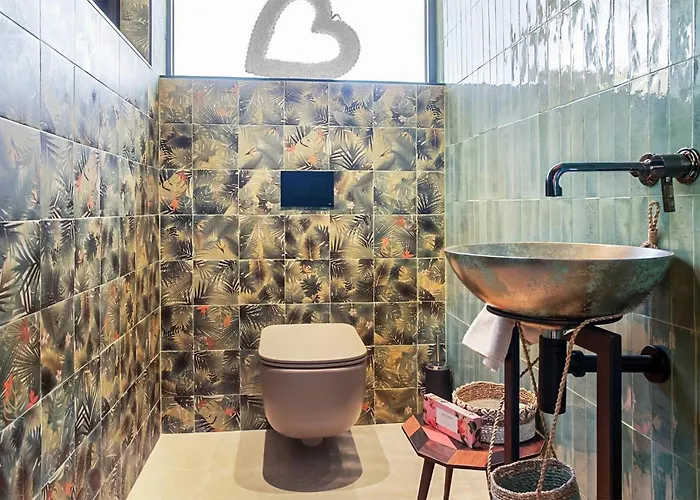 Hébergement de vacances Cozy In With Private Swimming Pool, Be Inside Or Outside
